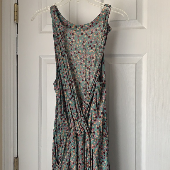 Floral romper WITH POCKETS - Picture 3 of 4